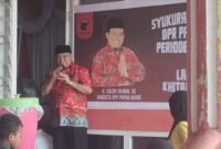 acara syukuran atas pelantikan Haji Saleh Siknun sebagai anggota Dewan Perwakilan Rakyat (DPR) Papua Barat untuk periode 2024-2029. Acara ini berlangsung pada hari Sabtu, 5 Oktober 2024, di Posko Tikar Rasa, Jalan Warahmade, Kelurahan Danaweria. (Dok. kaltim.tagarutama.com)