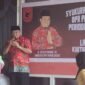 acara syukuran atas pelantikan Haji Saleh Siknun sebagai anggota Dewan Perwakilan Rakyat (DPR) Papua Barat untuk periode 2024-2029. Acara ini berlangsung pada hari Sabtu, 5 Oktober 2024, di Posko Tikar Rasa, Jalan Warahmade, Kelurahan Danaweria. (Dok. kaltim.tagarutama.com)