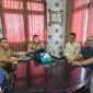 Pertemuan antara Plt. Kepala Dinas Perkebunan Fakfak Widhi Asmoro Jati, ST., MT dan Pimpinan Cabang PT. RSP Fakfak, Setyo Windodo, S.Hut, menghadirkan percepatan layanan kesehatan bagi para karyawan dan keluarganya di sektor perkebunan sawit.